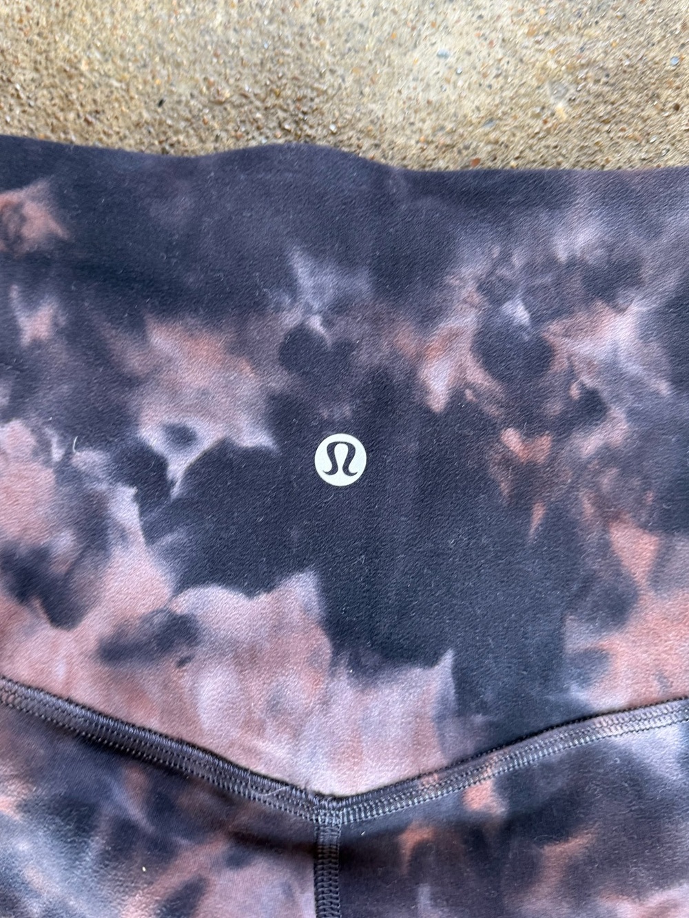 Lululemon Unlimit High Rise Tight 25" Keyhole in Diamond Dye Grey Pink Size 4 - Picture 10 of 11